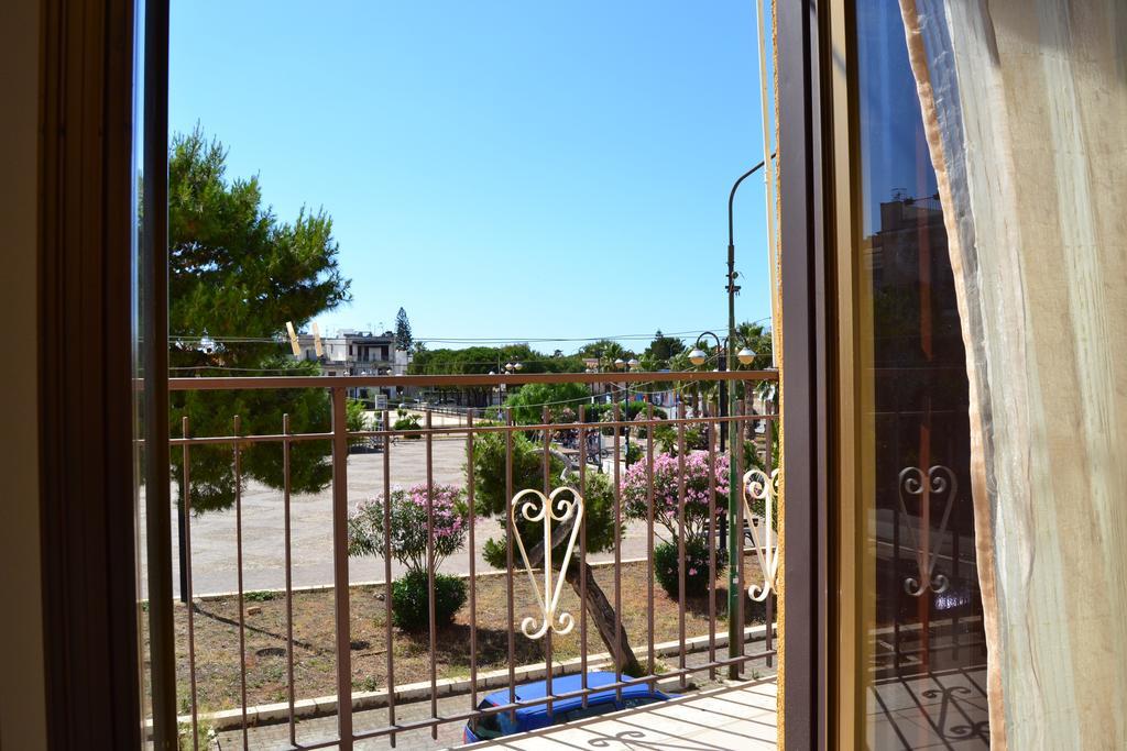 Casa Vacanze Laura Isola delle Femmine Exterior foto